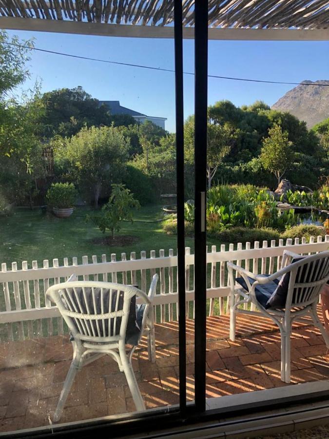 The West Wing Guest Suite. Pringle Bay. Exterior photo